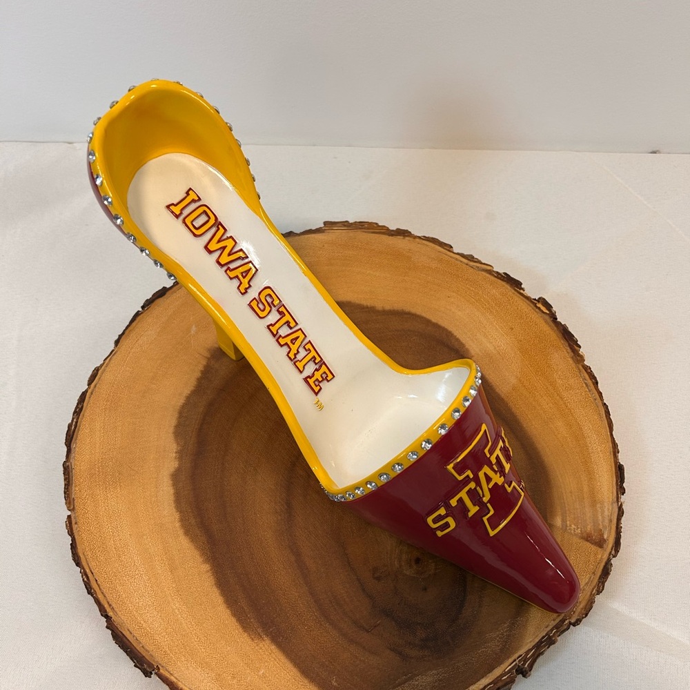 Evergreen Iowa State Cyclones Team decorative high heel shoe‎ wine bottle holder